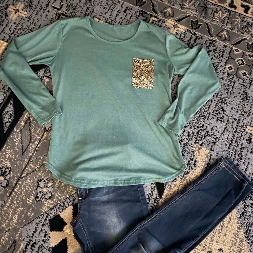 Sage green long sleeve shirt with glitter pocket